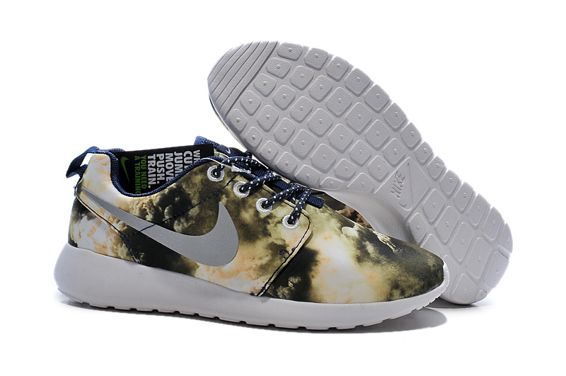 basket nike roshe run print